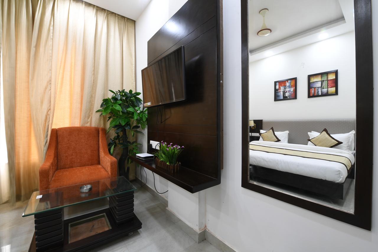 Madhav Muskan Residency Матхура Экстерьер фото