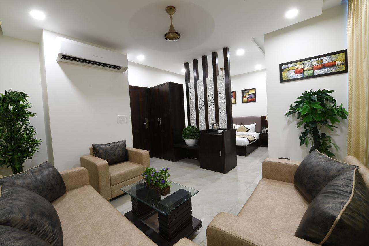 Madhav Muskan Residency Матхура Экстерьер фото