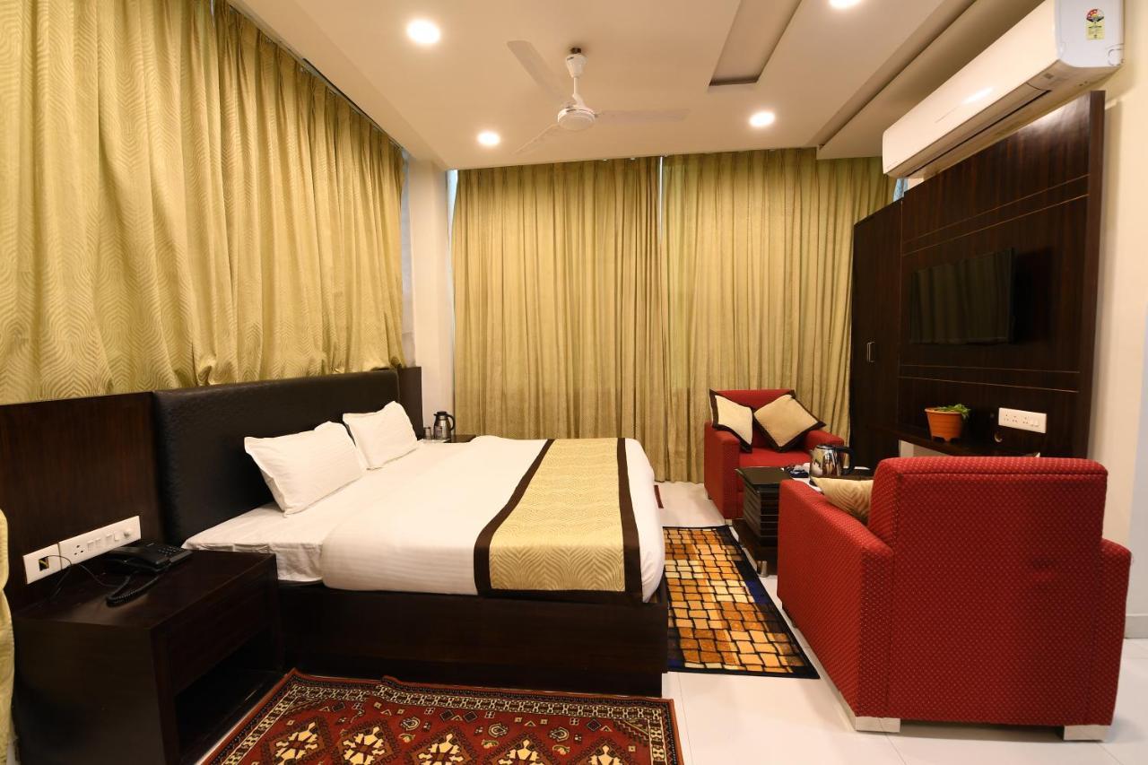 Madhav Muskan Residency Матхура Экстерьер фото