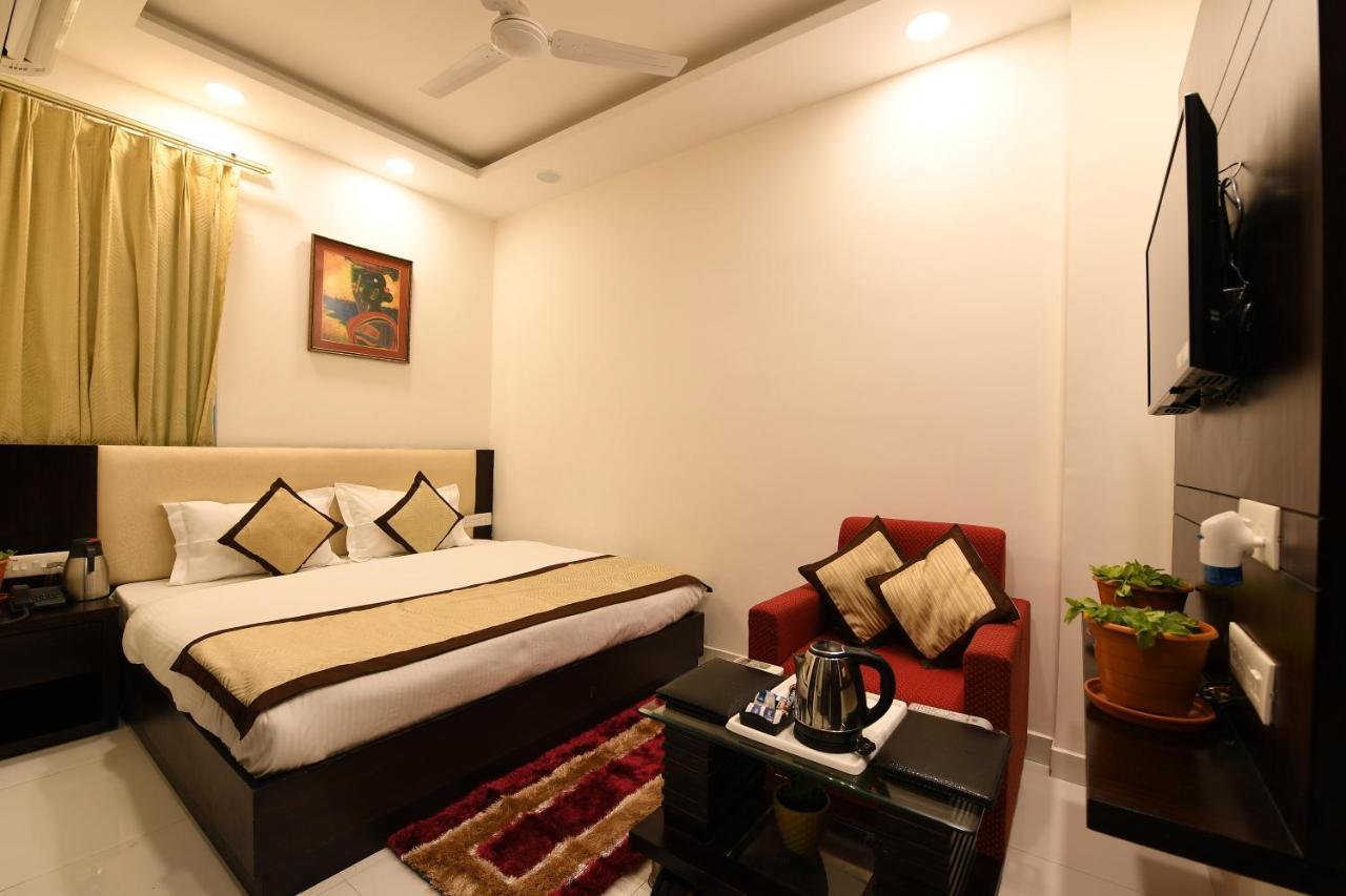 Madhav Muskan Residency Матхура Экстерьер фото