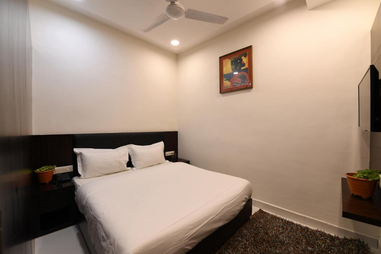 Madhav Muskan Residency Матхура Экстерьер фото